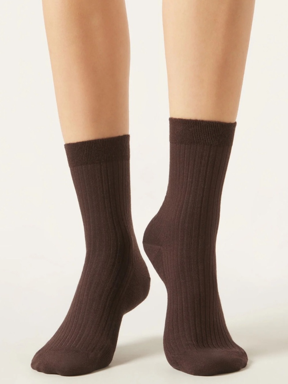 Dark Brown Ribbed Crew Socks